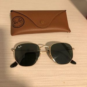Ray ban sun glasses